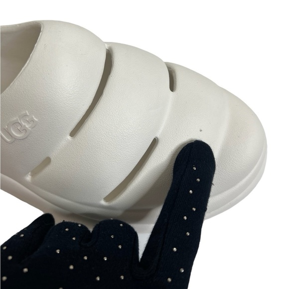 UGG Women’s White Yeah Clog - Picture 12 of 12